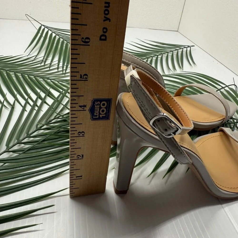 Lisa Vicky Grace Block Heel Sandals Nude Patent Sz 8.5 NWB Strappy Square Toe - Picture 10 of 12